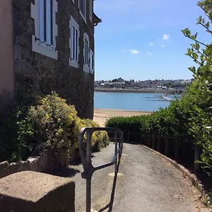 Le Dauphine 20m De La Saint-Malo